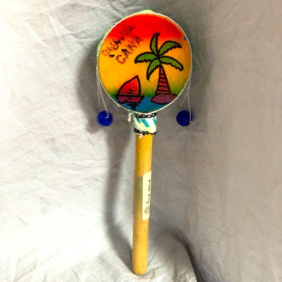 RATTLE ARTS &CRAFTS handcrafted souvenir working rattle novelty item NWT - Picture 4 of 6